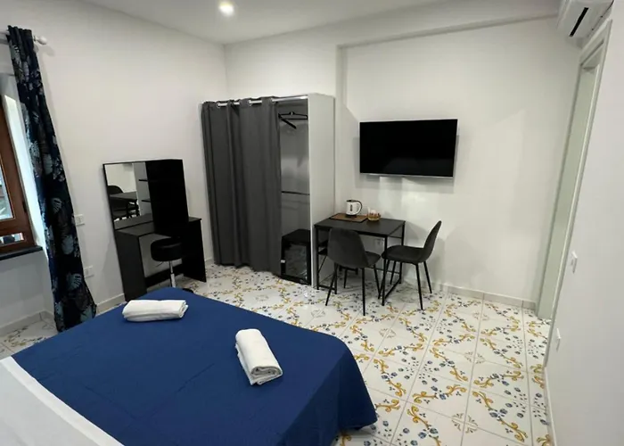 Angela House Center 4*