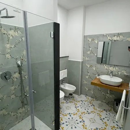 فندق مبيت وإفطار Angela House Center سورينتو